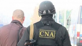 Ultima Oră // Au vrut să-l scape pe un prieten de pedeapsa pentru viol contra 15 000 de euro, dar au ajuns în izolatorul CNA